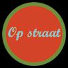 op straat